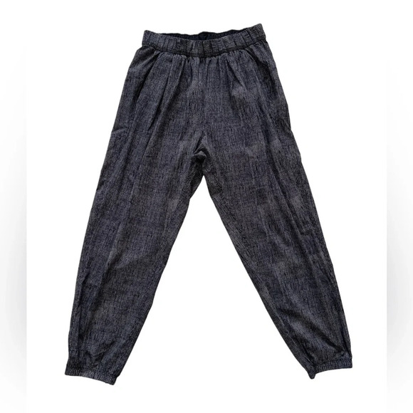 Lululemon Rollin' With My Omies Burlap Texture Dune Black yoga jogger pants 4 - Picture 9 of 15